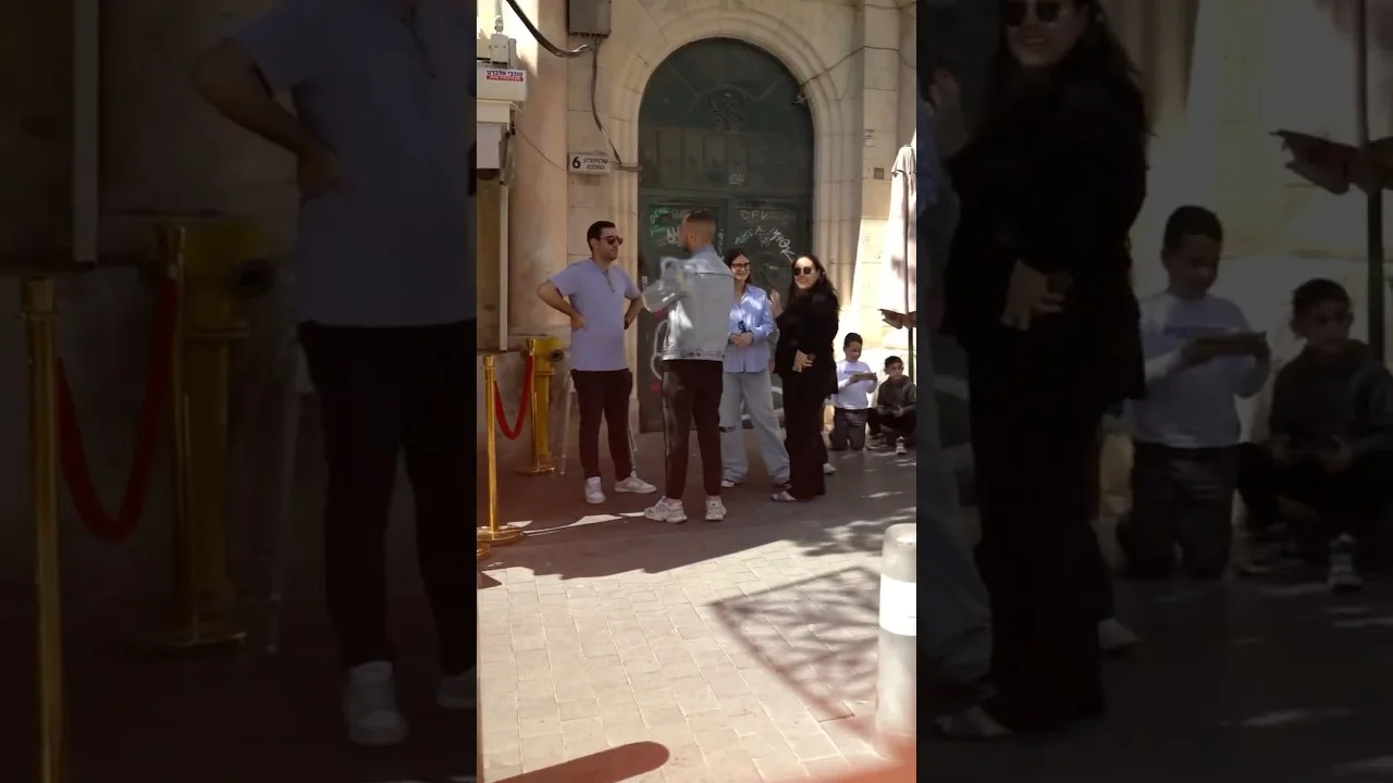 מסך LED נייד בפעילות מידע לקראת העדלאידע בירושלים